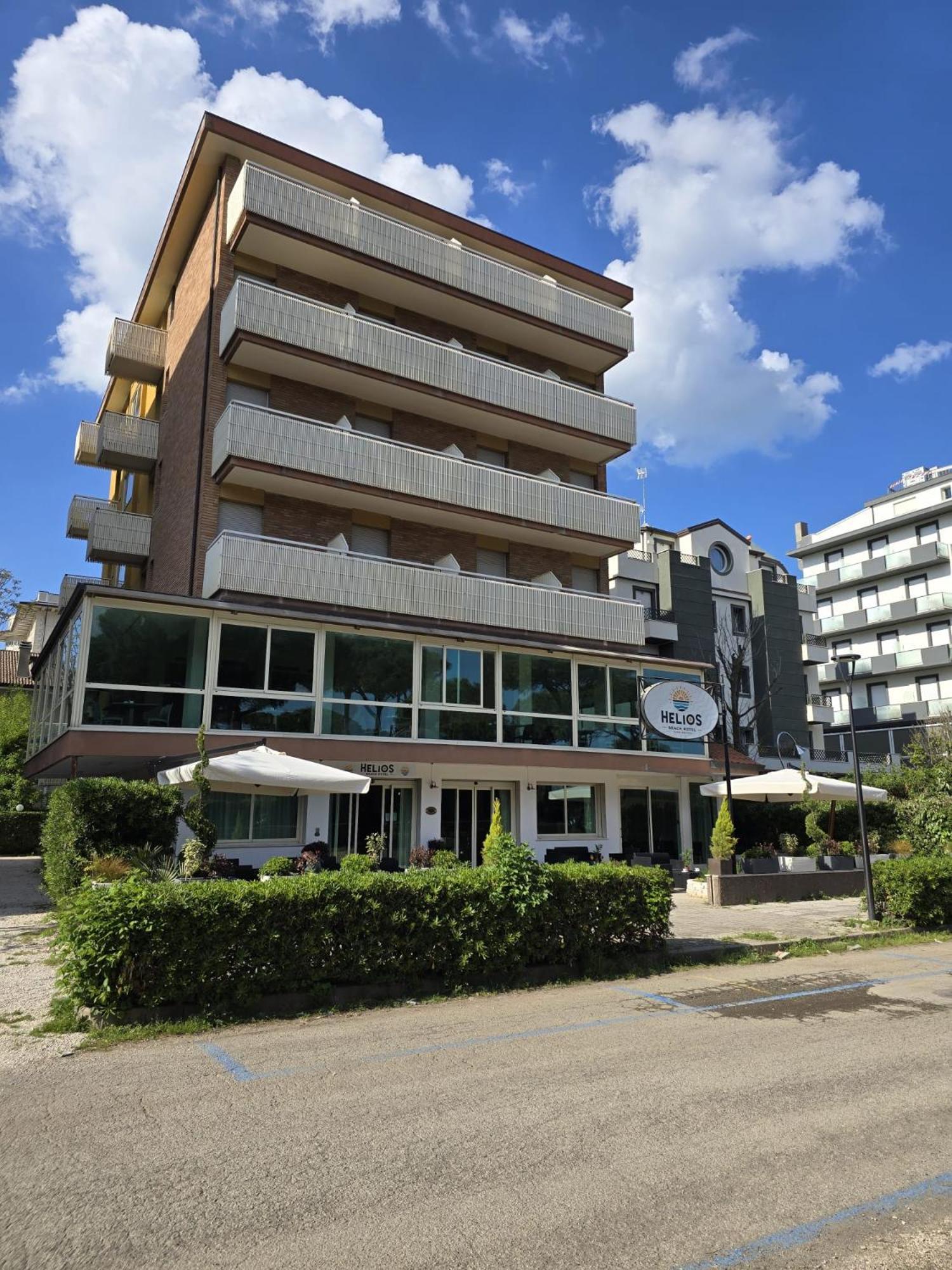 Hotel Helios Beach Мілано-Маріттіма Екстер'єр фото