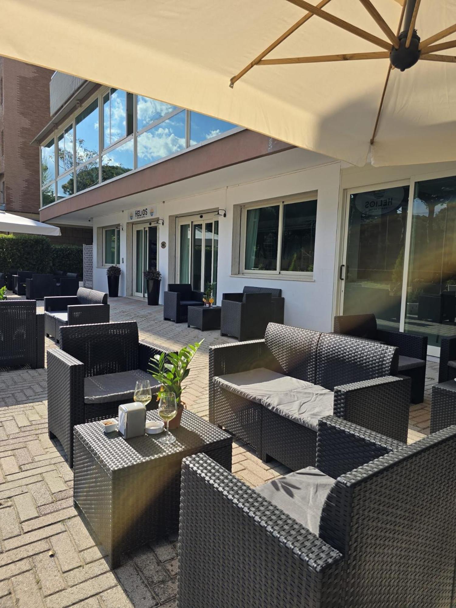 Hotel Helios Beach Мілано-Маріттіма Екстер'єр фото